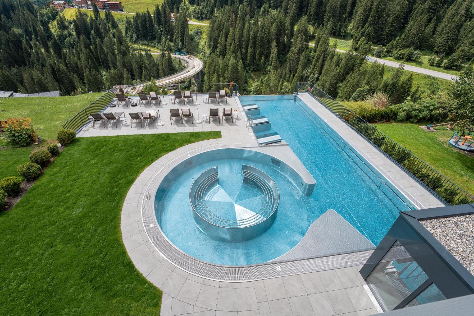 Hotel Alpenblume Дамульс Экстерьер фото