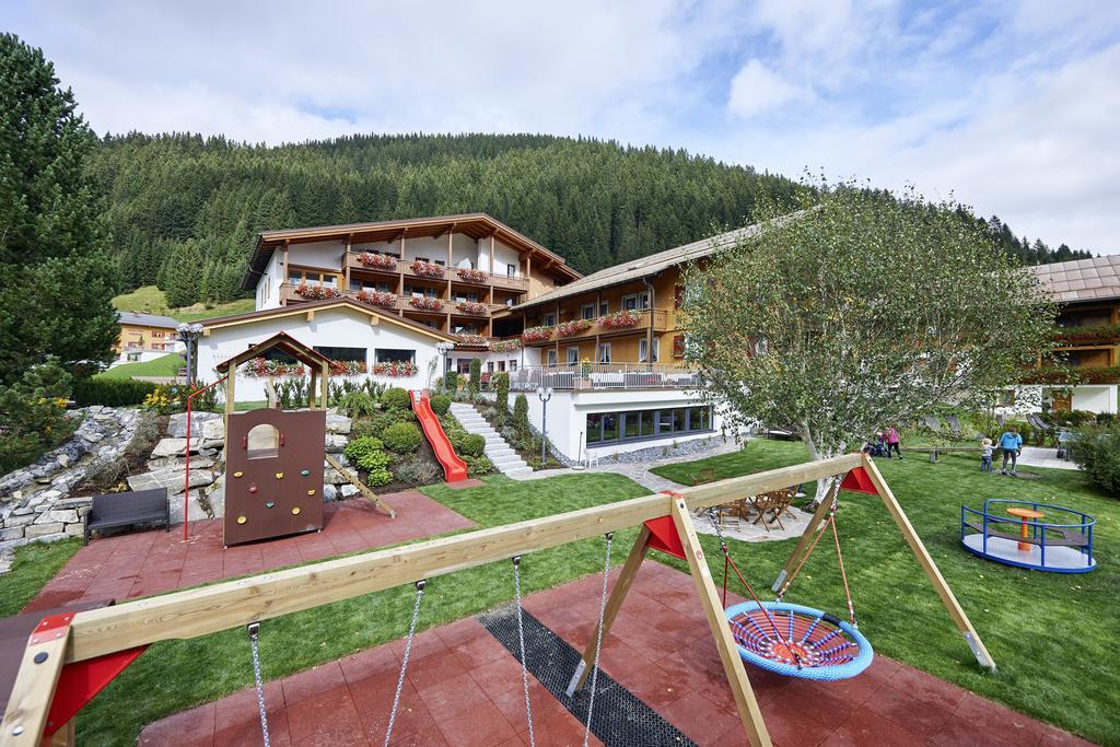 Hotel Alpenblume Дамульс Экстерьер фото